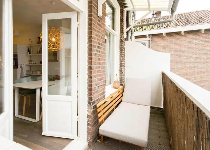 160 Sqm In Museum Quarter Amsterdam